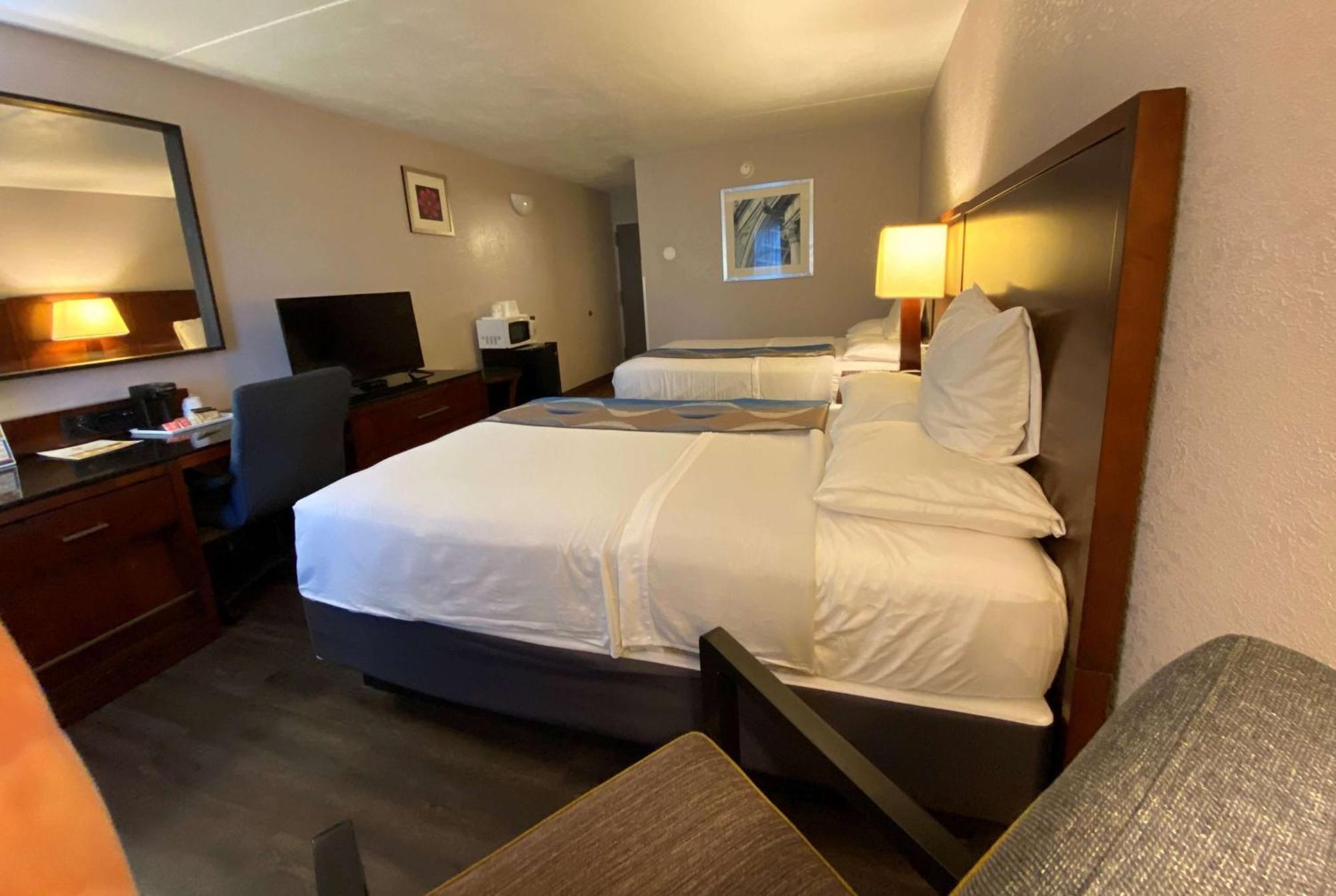 Travelodge Inn & Suites By Wyndham Albany Extérieur photo